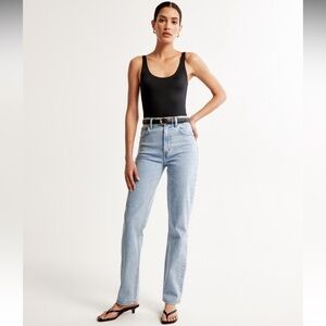 Abercrombie & Fitch Curve Love The 90’s Straight Ultra High Rise Jeans (32/S)